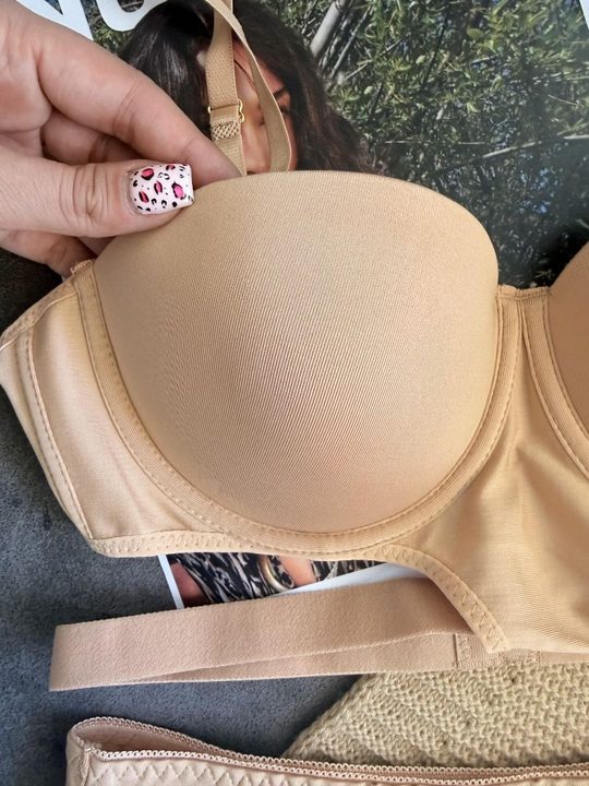 ست اسفنجی دکلته فانتزی